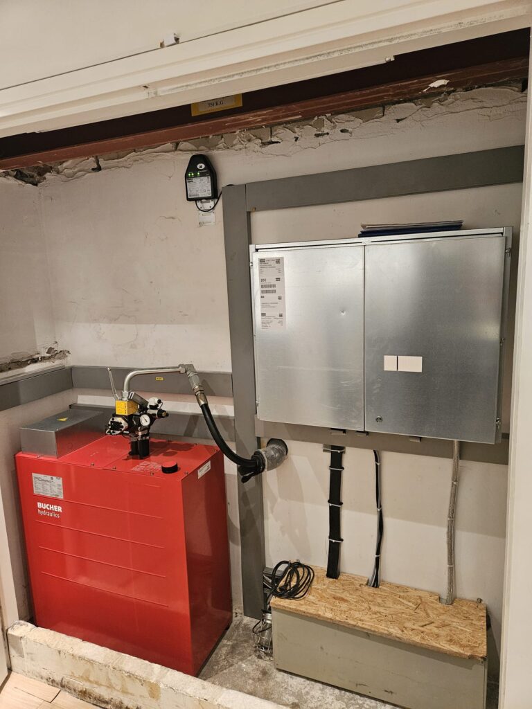 Montage hydrauliche lift